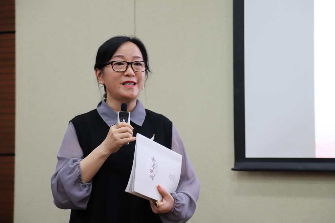 经济学院召开全院大会，，，，，，聚焦理论学习和师德师风建设，，，，，，推动学院高质量生长-尊龙凯时