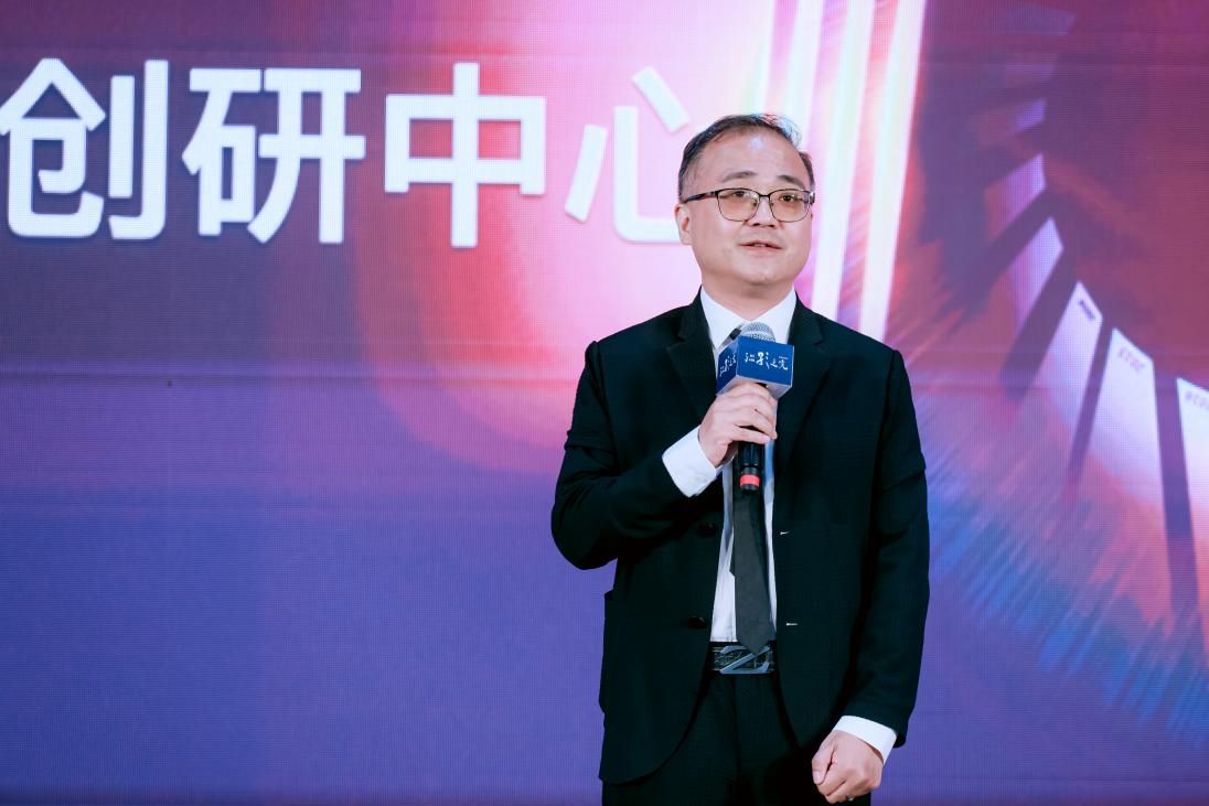 十年璀璨·影向未来，，，，尊龙凯时上海温哥华影戏学院十周年庆典举行——十载耕作征途璀璨，，，，奋辑启航再续华章！-尊龙凯时