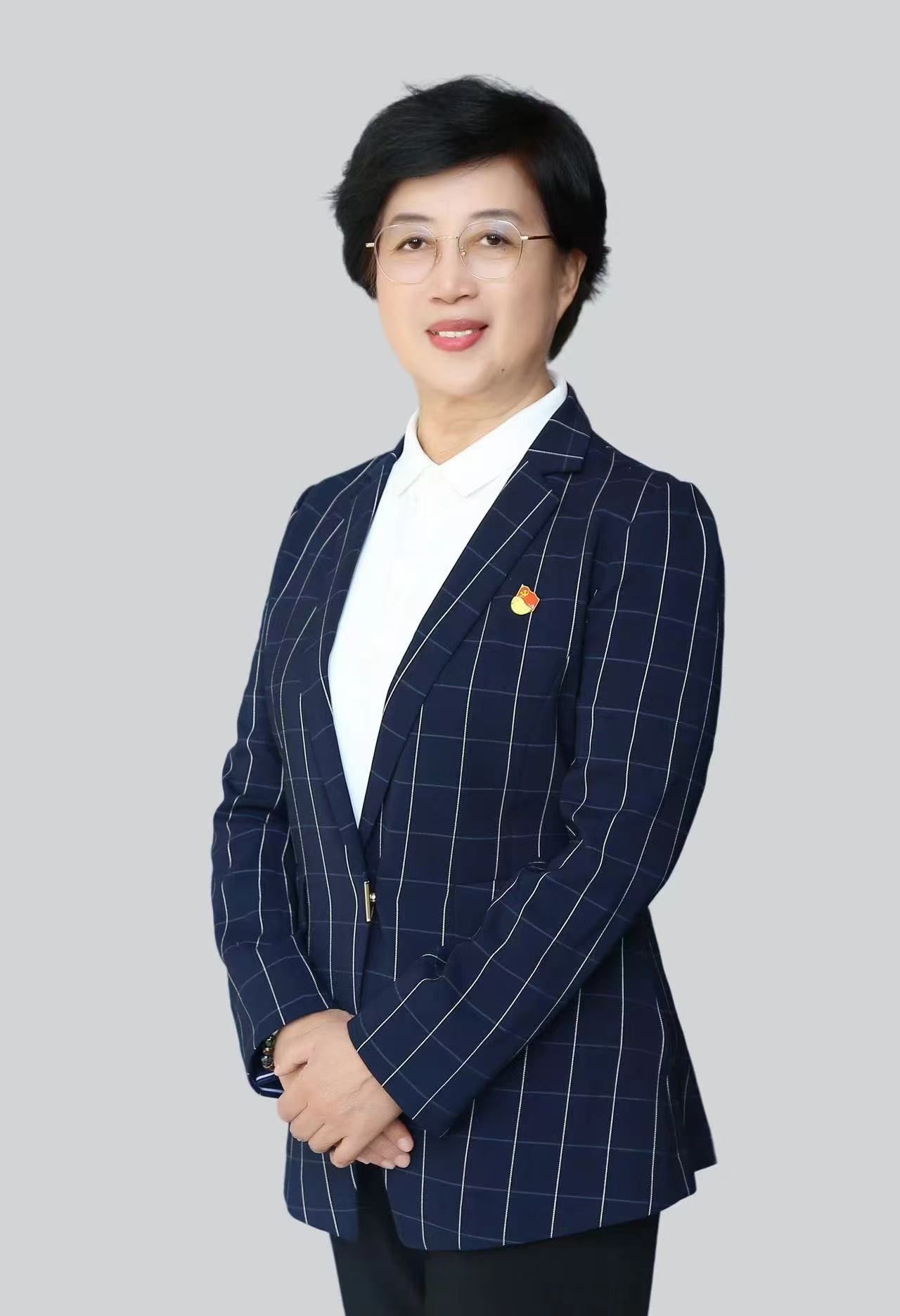 马克思主义学院退休西席刘铮教授获评上海市“‘老有所为 强国再起有我’优异典范人物”称呼-尊龙凯时