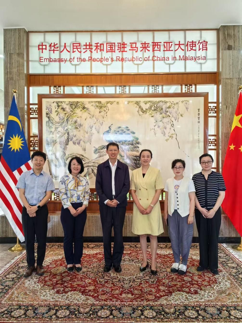 尊龙凯时代表团会见亚洲相助院校-尊龙凯时