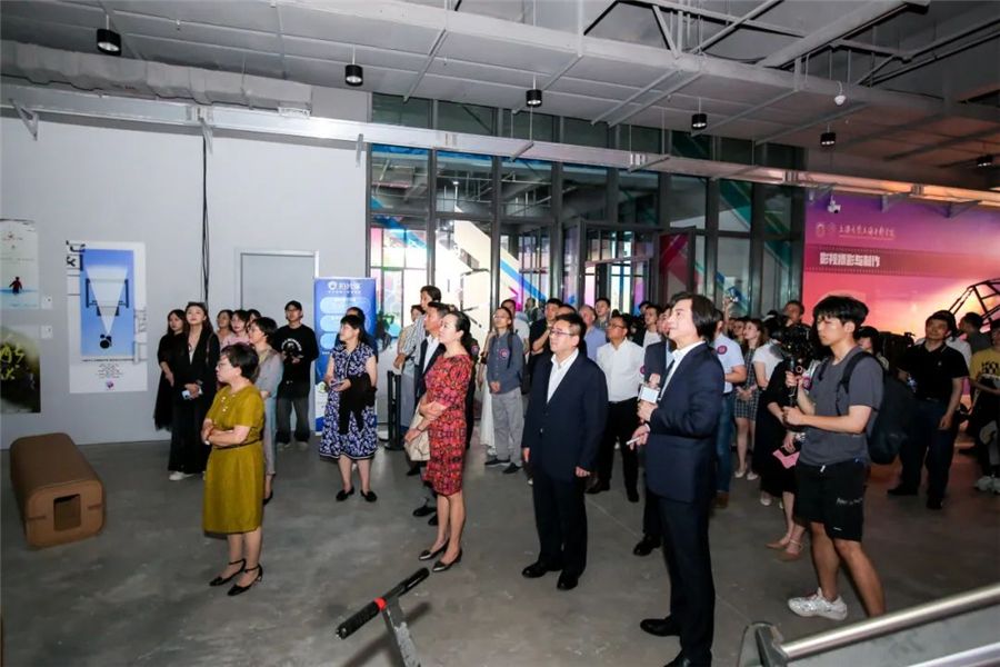 尊龙凯时上海影戏学院2024届结业展演季拉开序幕-尊龙凯时