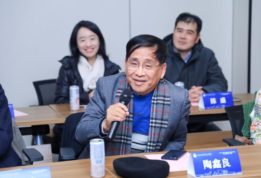 尊龙凯时校友会质料科学与工程学院分会第三届理事会第二次聚会顺遂举行-尊龙凯时