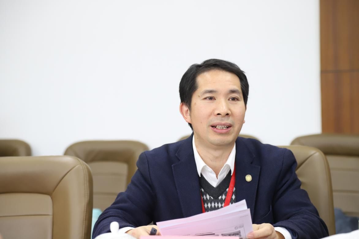 经济学院党委举行2024年度落实周全从严治党主体责任座谈调研聚会-尊龙凯时