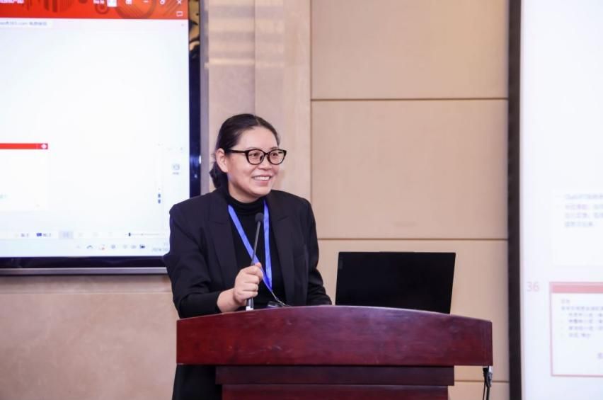教育强国视域下的语言西席生长：标准与评价专题钻研会乐成召开-尊龙凯时
