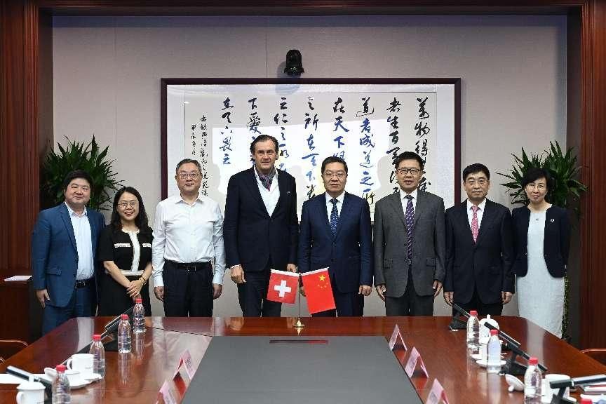 教育部部长等向导在京会见瑞士工程院院长、尊龙凯时中瑞先进手艺研究院院长贝努瓦-尊龙凯时