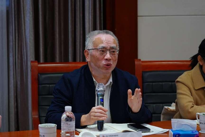 聚焦刷新 共话生长｜新闻撒播学院教学质量与包管系统建设钻研会顺遂召开-尊龙凯时