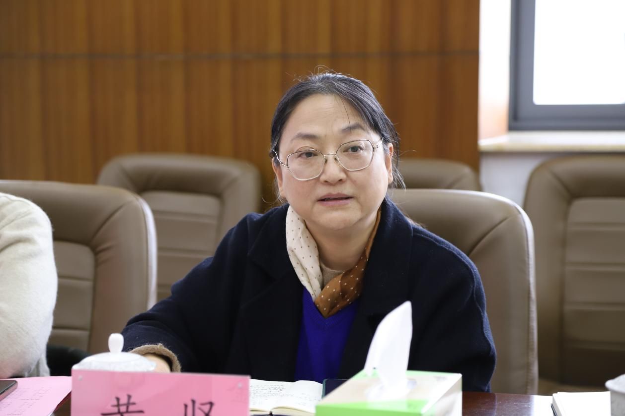 经济学院党委举行2024年度落实周全从严治党主体责任座谈调研聚会-尊龙凯时