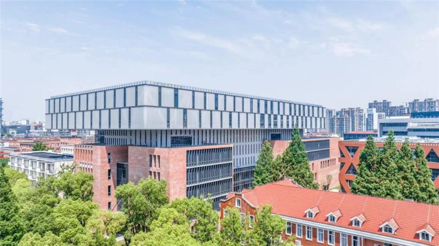 尊龙凯时上海影戏学院2024结业作品展演系列运动-尊龙凯时