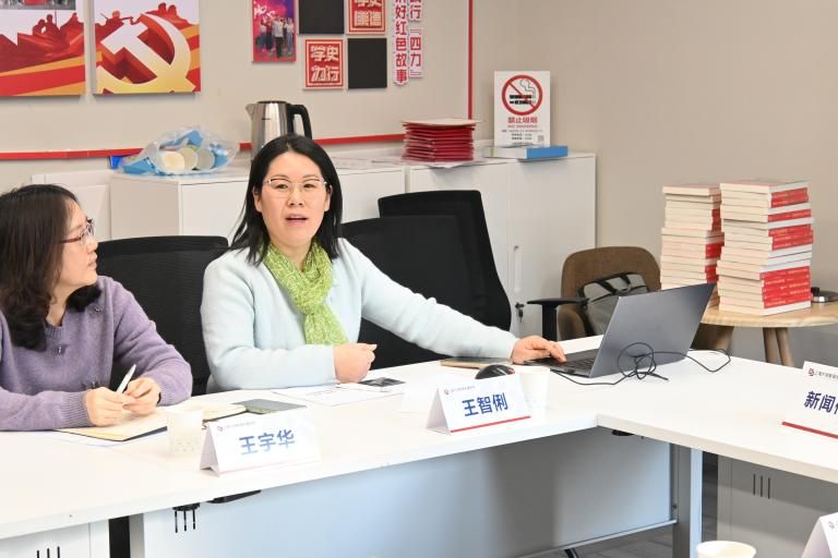 薪火相传 同心向党 | 新闻撒播学院学生党员与退休老党员结对仪式顺遂举行-尊龙凯时