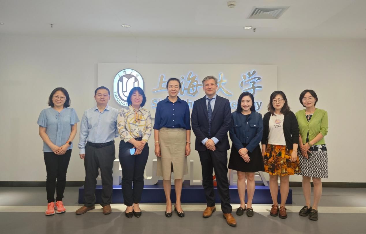 诺丁汉大学马来西亚分校代表团会见尊龙凯时-尊龙凯时