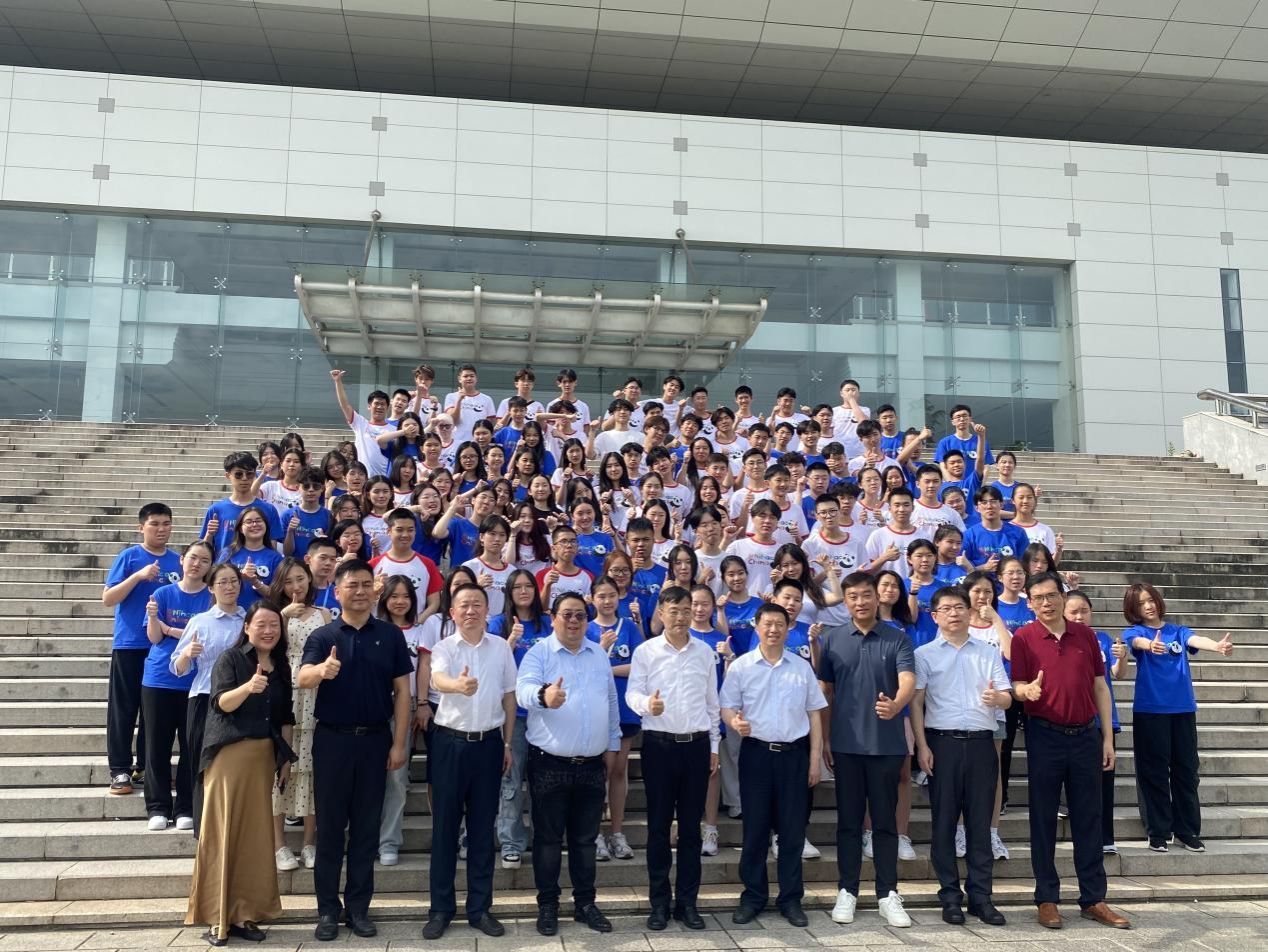 法国华裔青少年科技夏令营接待仪式在尊龙凯时顺遂举行-尊龙凯时