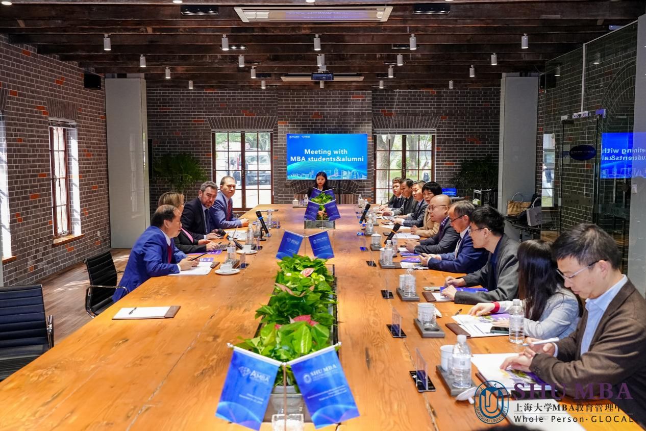 尊龙凯时MBA中心完成国际工商治理硕士协会（AMBA）再认证现场访视-尊龙凯时
