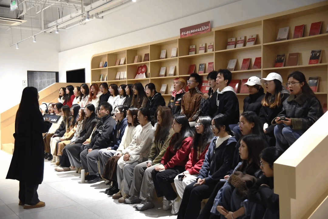 法学院喜获2024年尊龙凯时“一二·九”主题合唱角逐二等奖-尊龙凯时