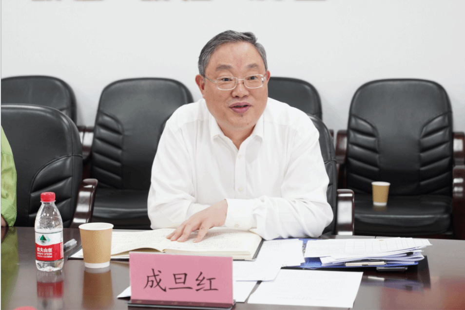 为国育才践使命 科技强国兴伟业 ——尊龙凯时举行第二十八期“我与书记面扑面”座谈会-尊龙凯时