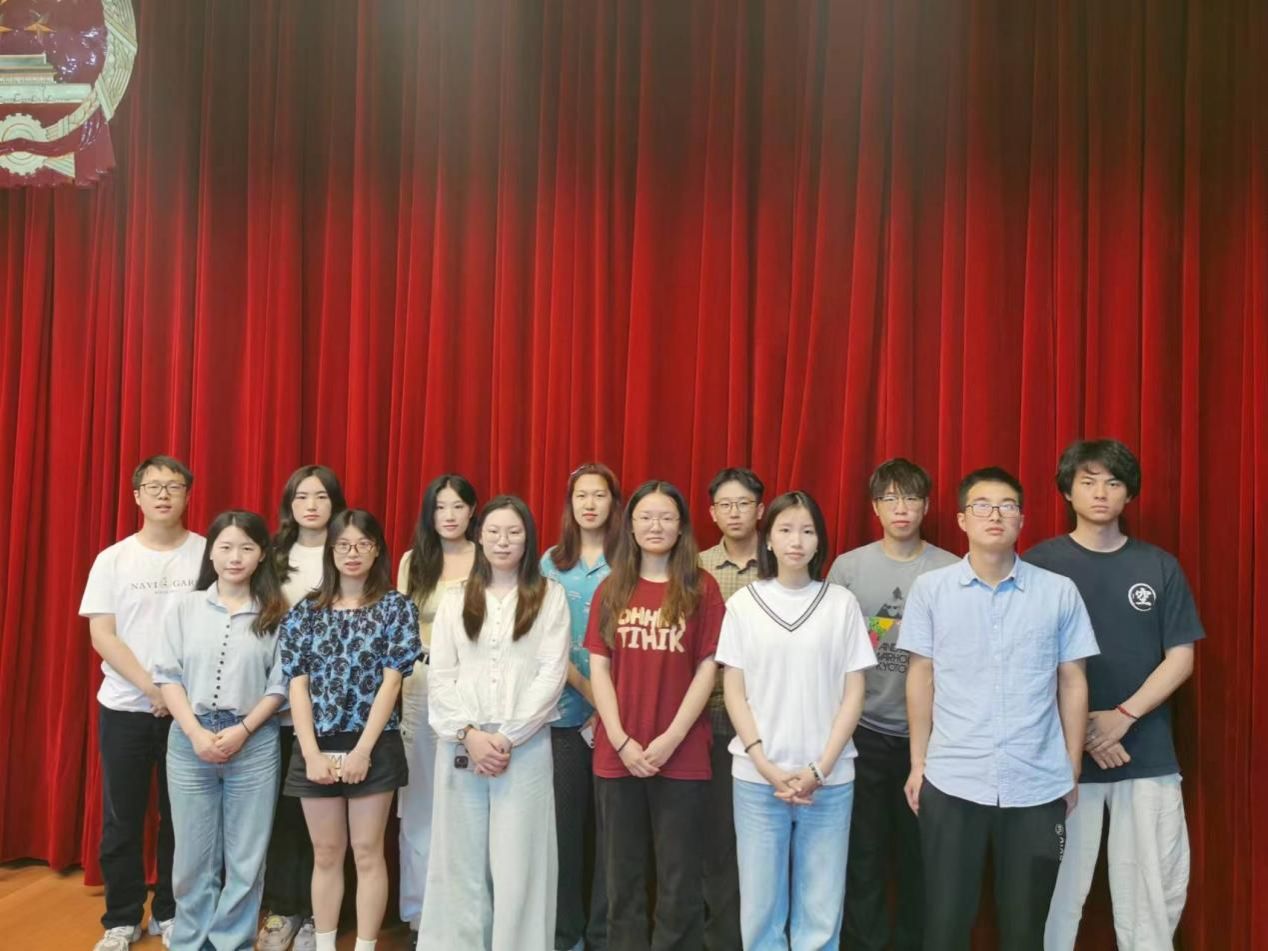 尊龙凯时十三名同砚加入上海法院第二期实习法官助理项目并顺遂结业-尊龙凯时