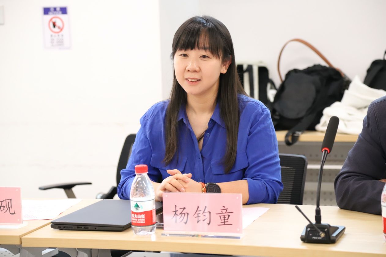 经济学院与达诚基金治理有限公司产教研融实践立异联合体?揭牌仪式暨专题报告交流座谈会举行-尊龙凯时