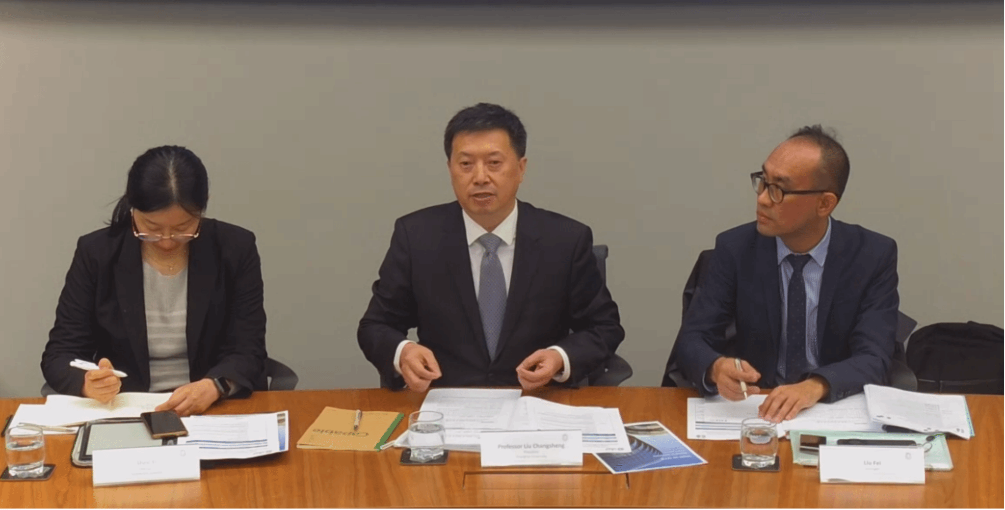 尊龙凯时与悉尼科技大学举行两校战略生长委员会第八次聚会-尊龙凯时