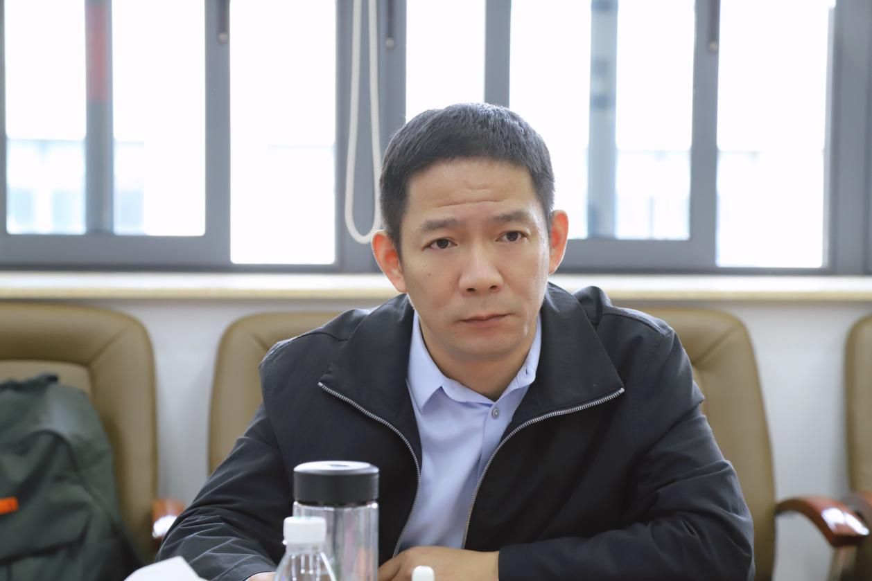 上海市经信委工业绿色转型和生利益一行调研经济学院-尊龙凯时