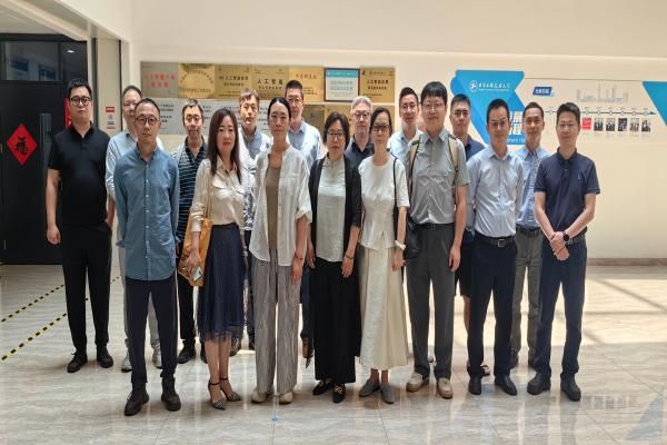 九三学社尊龙凯时与上海工程手艺大学下层支社举行主题教育共建交流运动-尊龙凯时