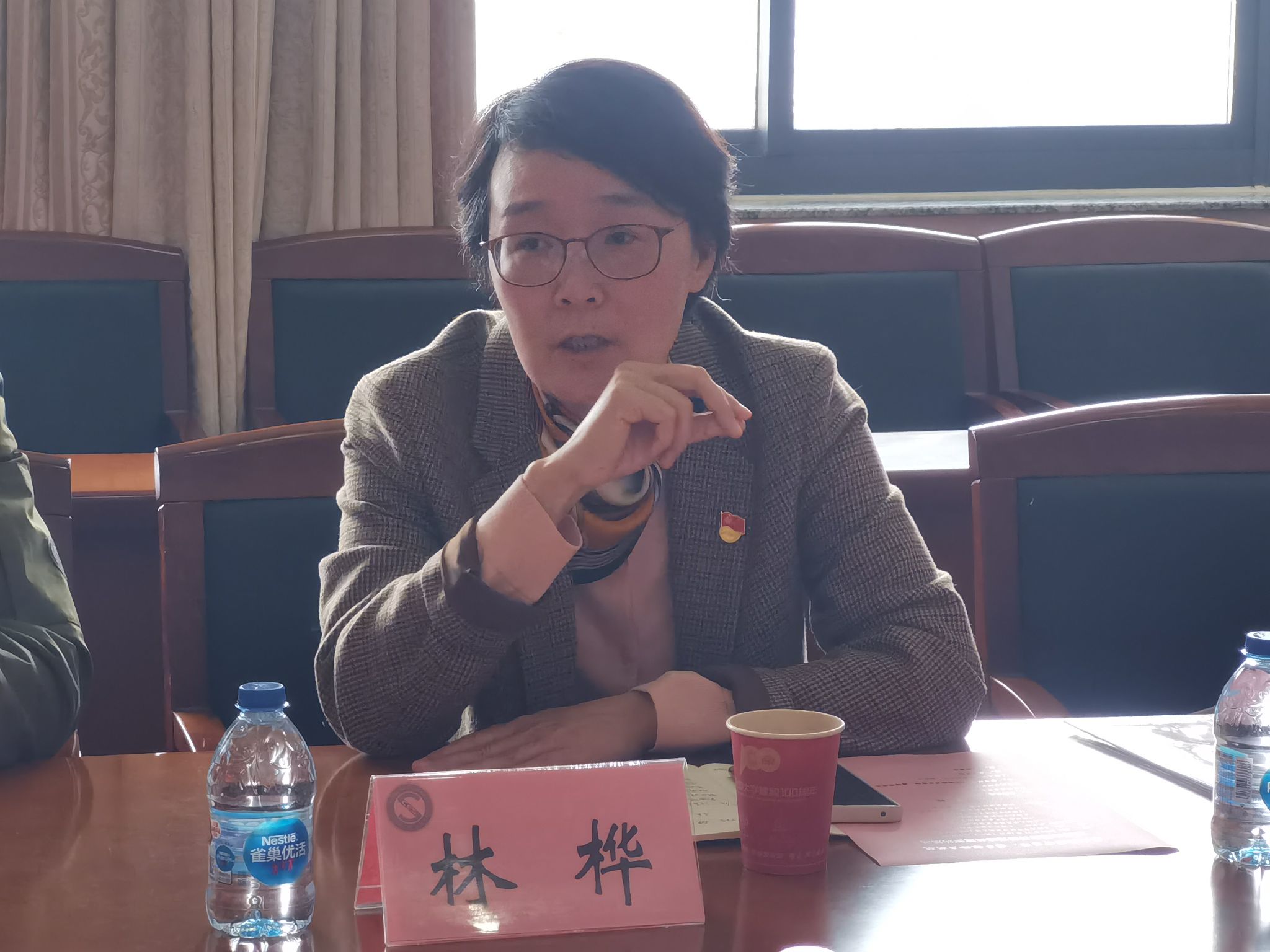 党旗照耀智慧路，，，携手银龄启新航——盘算机学院党委与离退休党委举行联合主题党日暨党建共建签约运动-尊龙凯时