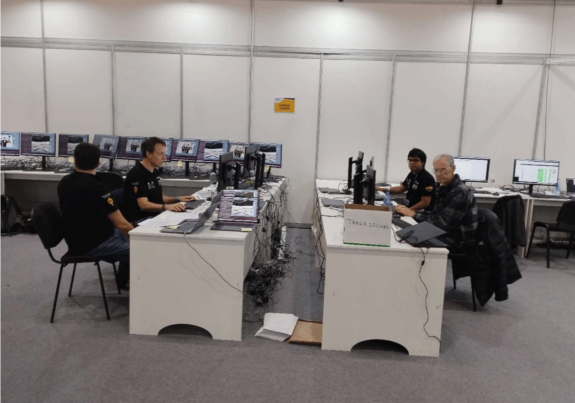 尊龙凯时副校长聂清率团观摩国际大学生程序设计竞赛全球总决赛（2024 ICPC World Finals）-尊龙凯时