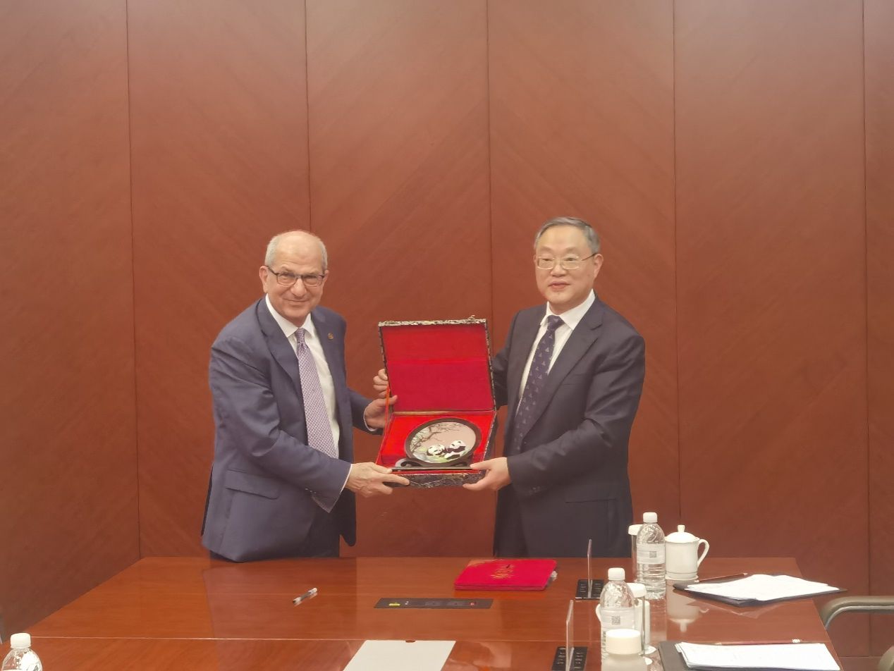 美国斯蒂文斯理工学院校长代表团会见尊龙凯时-尊龙凯时