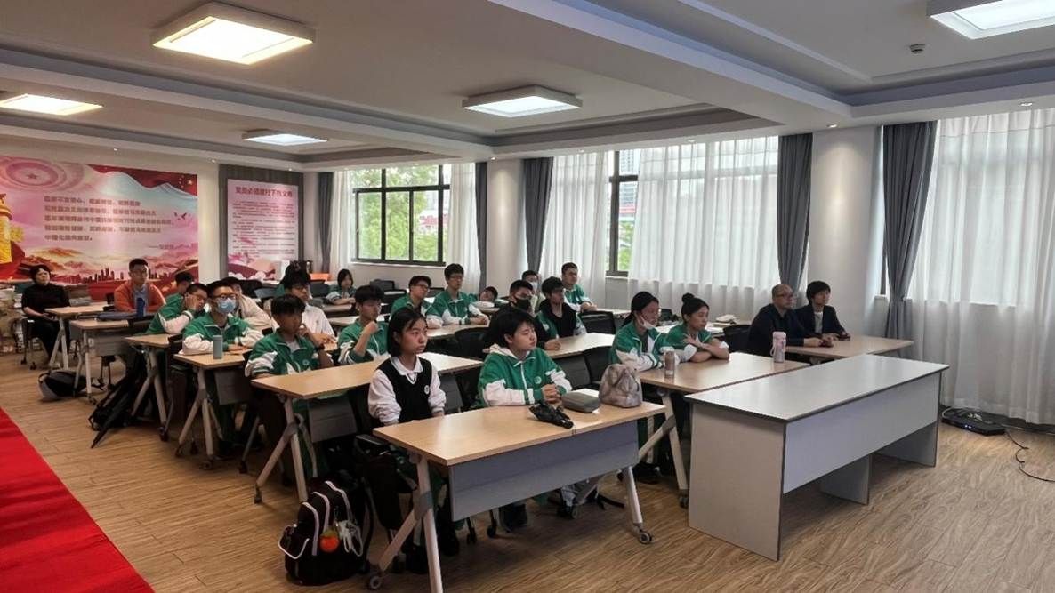 尊龙凯时上海影戏学院赴上海市市北中学开展大中衔接育人交流运动-尊龙凯时