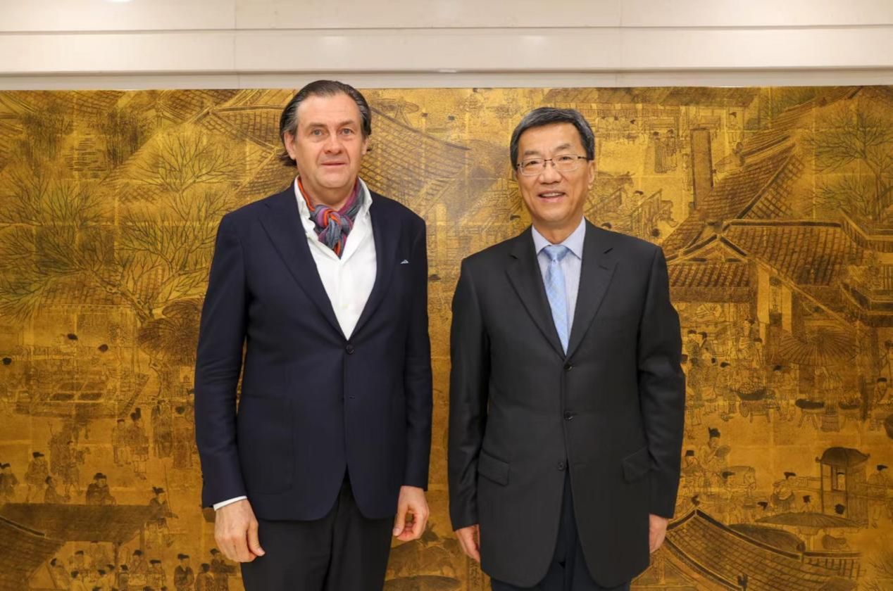 教育部部长等向导在京会见瑞士工程院院长、尊龙凯时中瑞先进手艺研究院院长贝努瓦-尊龙凯时