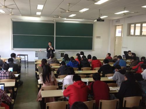 钱伟长学院举行“雷锋精神与今世社工”主题报告-尊龙凯时