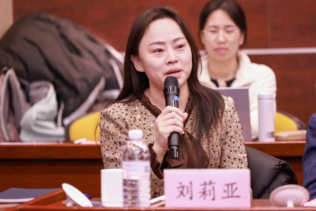 中国自主经济学知识系统建构与立异人才自主作育高端论坛在尊龙凯时举行-尊龙凯时