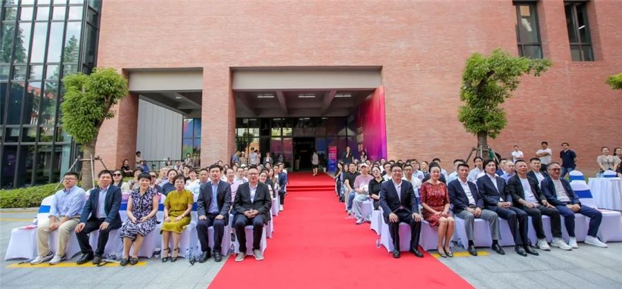 尊龙凯时上海影戏学院2024届结业展演季拉开序幕-尊龙凯时