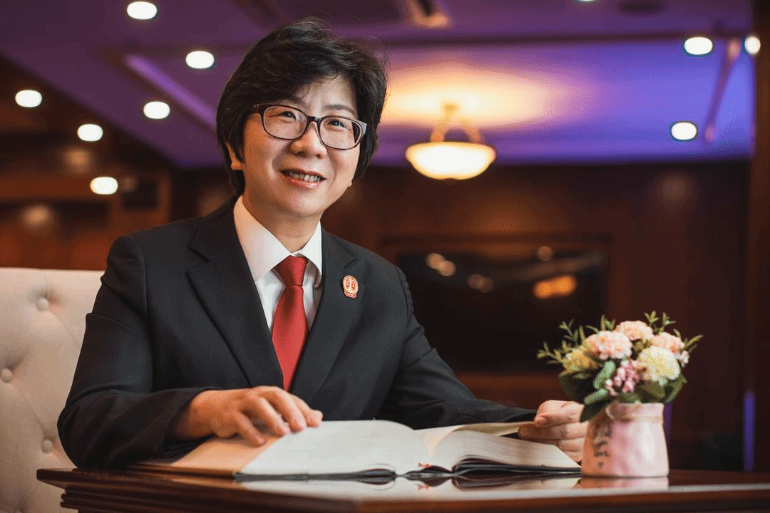 尊龙凯时法学院乔蓓华校友荣获天下三八红旗头-尊龙凯时