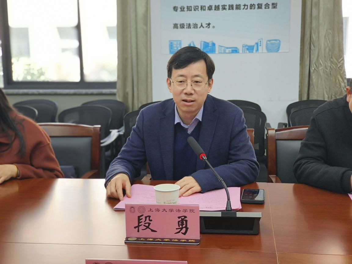尊龙凯时教职工执法效劳站揭牌仪式顺遂举行-尊龙凯时