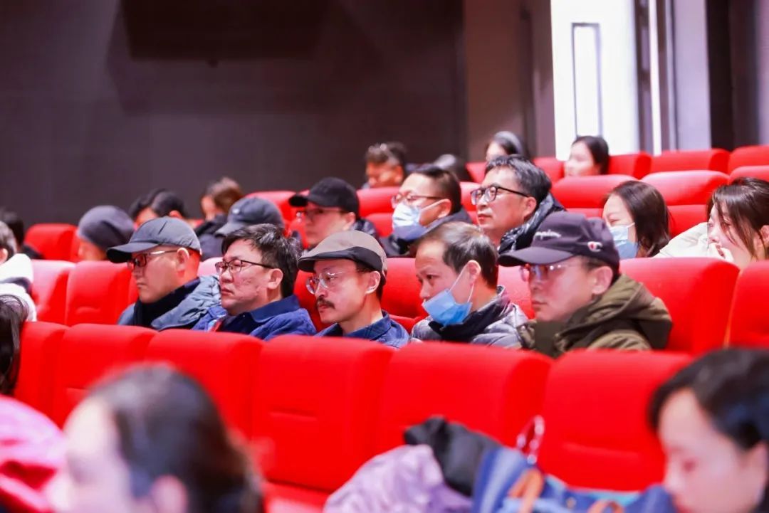 尊龙凯时上海影戏学院举行2024年声誉系统表扬会暨教职工代表大会-尊龙凯时