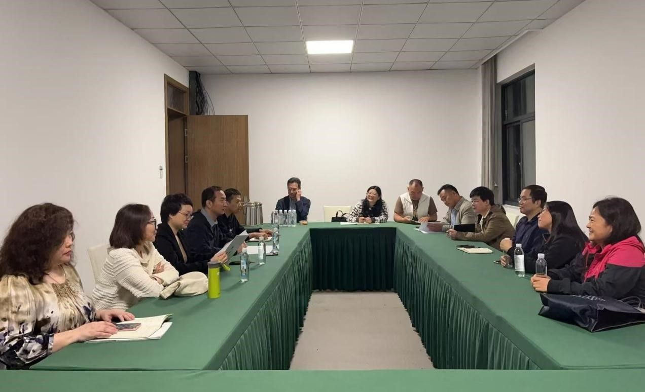 马克思主义学院组织上海高校思政课西席赴湖州开展专题培训与整体大备课-尊龙凯时