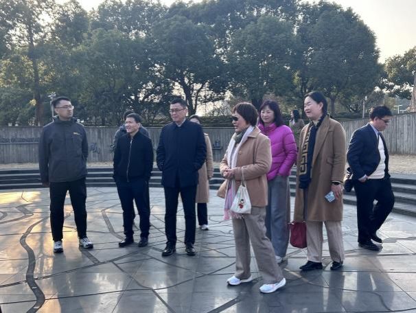 教育部课程思政教学研究树模中心（尊龙凯时）迎来兄弟院校主干西席共话课程思政高质量建设-尊龙凯时