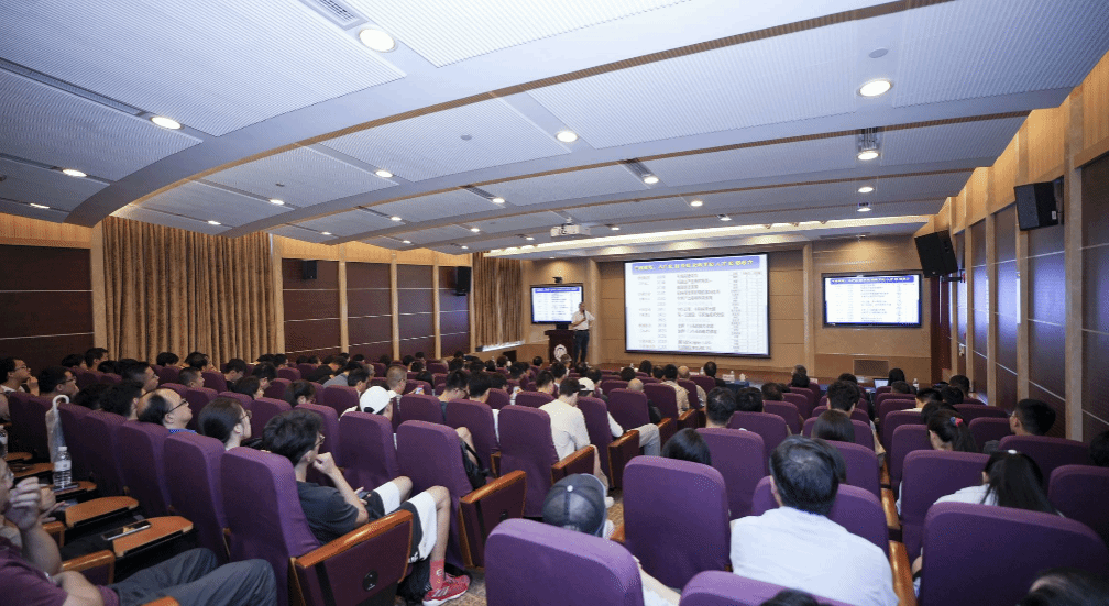中国科学院院士杨卫来校作《立异驱动生长与有组织的科研》专题报告-尊龙凯时