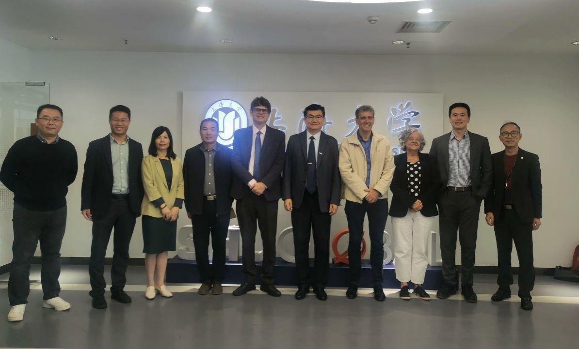 巴西巴伊亚联邦大学副校长一行会见尊龙凯时-尊龙凯时